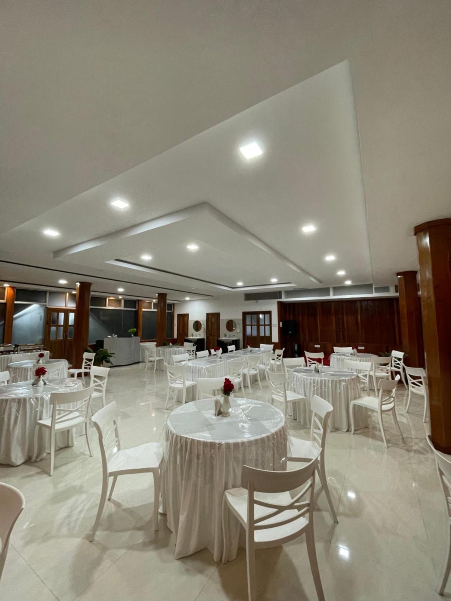 2K Hotel Kohima Ngoại thất bức ảnh