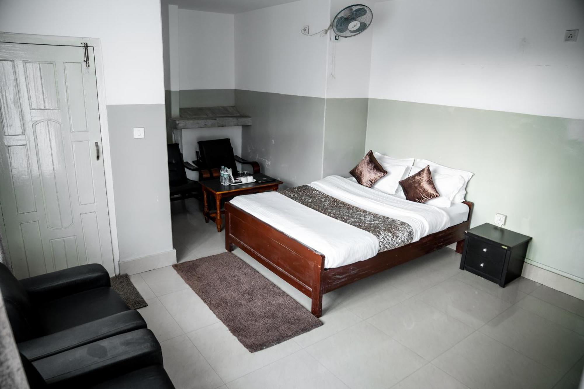 2K Hotel Kohima Ngoại thất bức ảnh