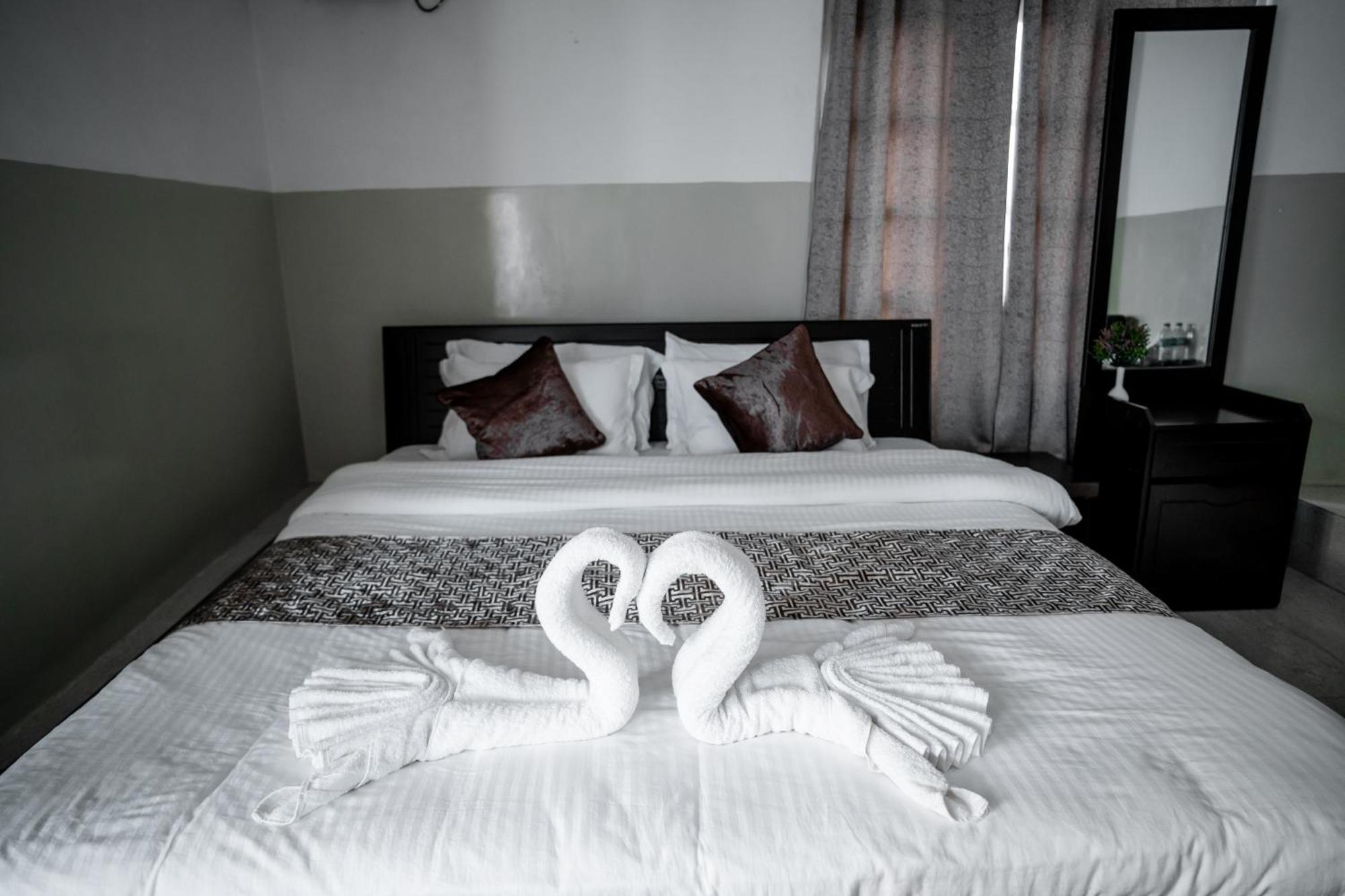 2K Hotel Kohima Ngoại thất bức ảnh