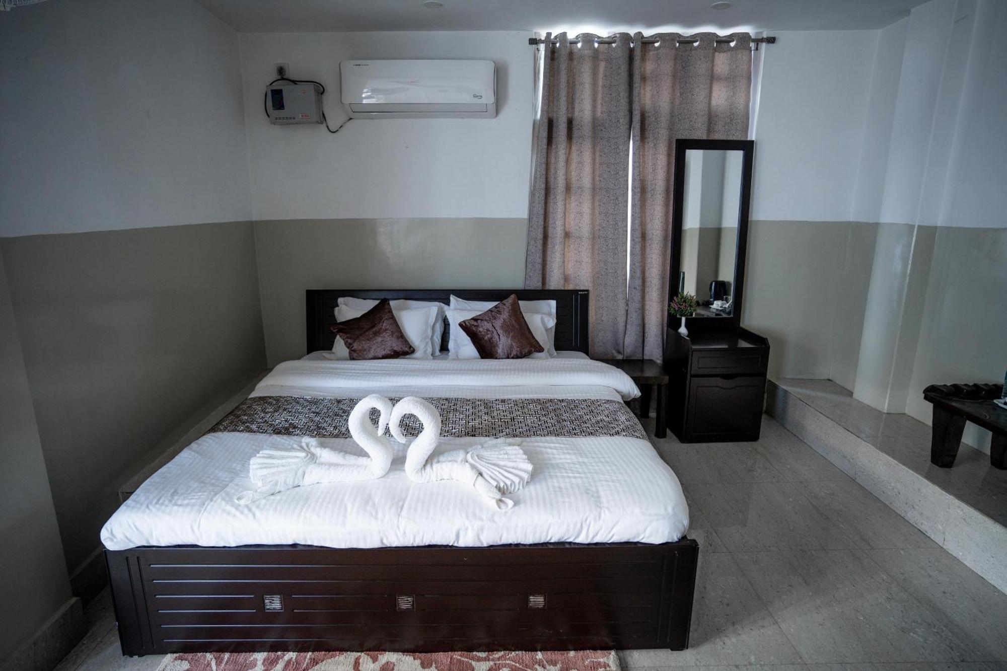 2K Hotel Kohima Ngoại thất bức ảnh
